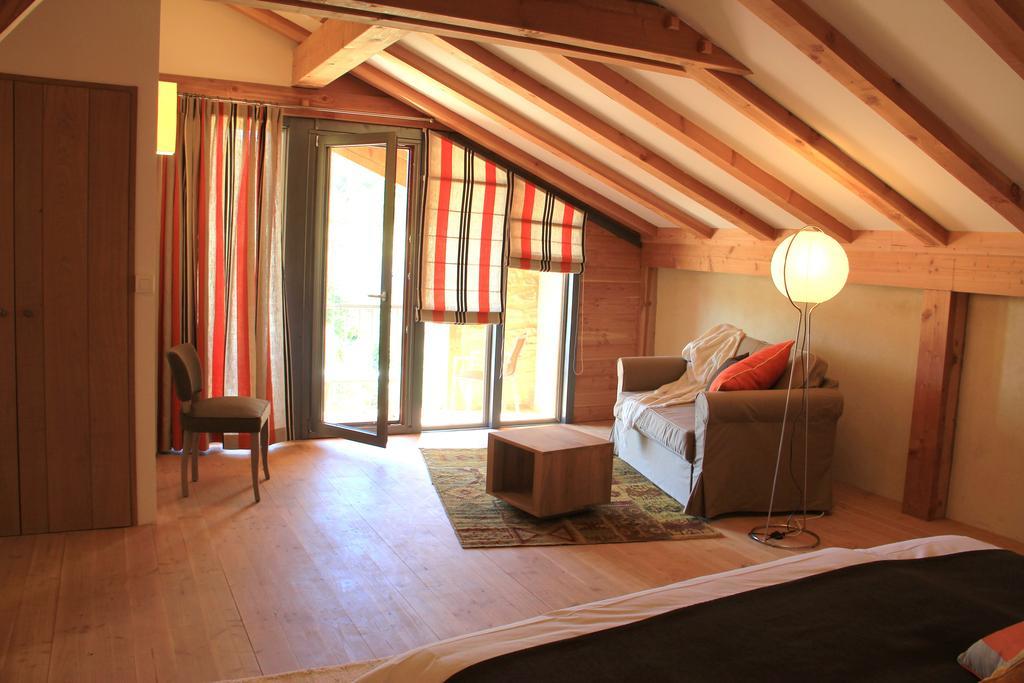 Hollyoaks Estate 호텔 Saint-Pons-la-Calm 객실 사진