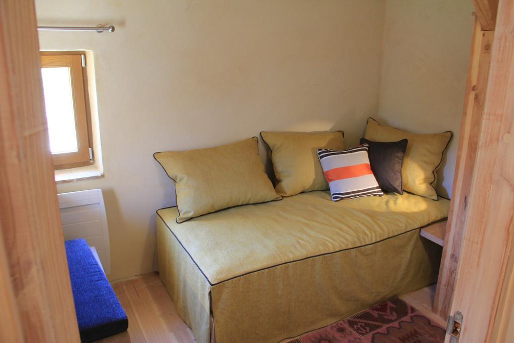 Hollyoaks Estate 호텔 Saint-Pons-la-Calm 객실 사진